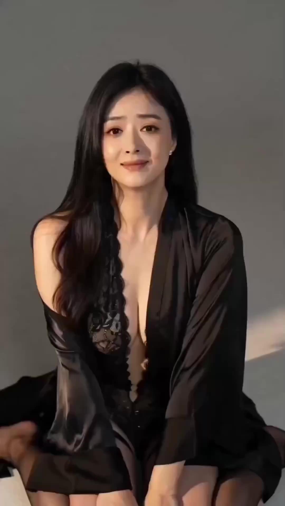 蒋欣极品少妇心甘情愿当主人小母狗第一人称视角 AI魔改 cover